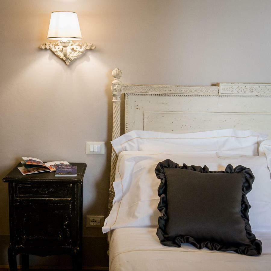 San Pier Novello In Oltrarno Bed & Breakfast Florence Exterior photo