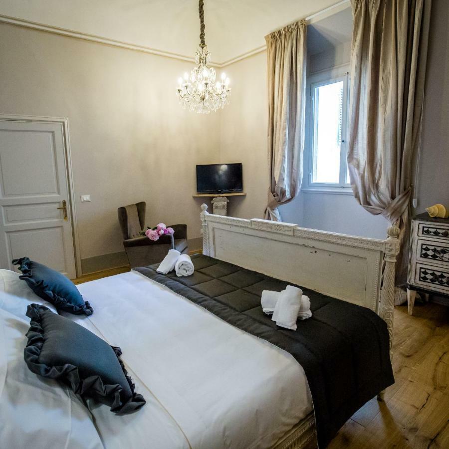 San Pier Novello In Oltrarno Bed & Breakfast Florence Exterior photo